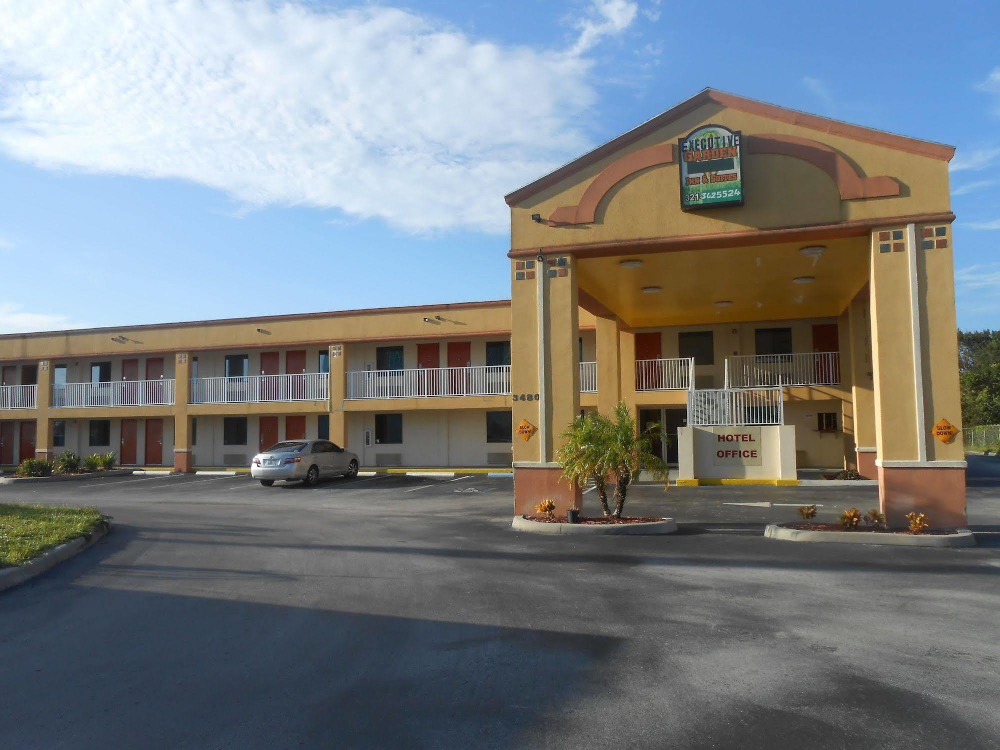 Executive Garden Titusville Hotel Eksteriør billede