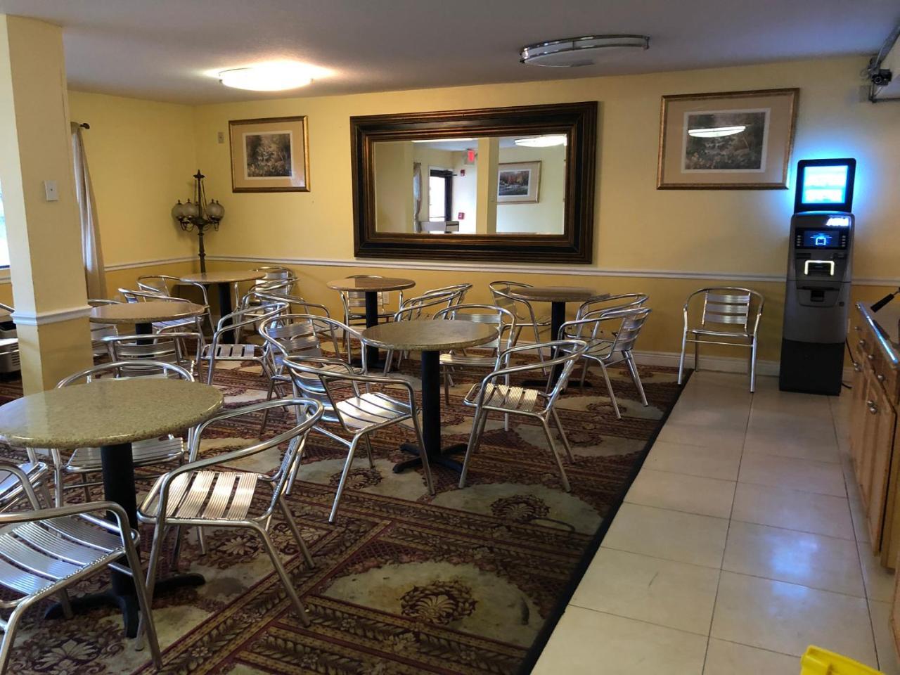 Executive Garden Titusville Hotel Eksteriør billede
